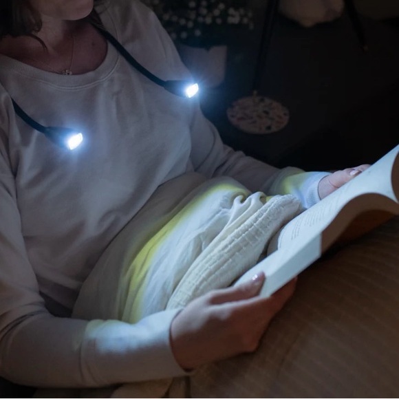 Carson Dual LED Neck Light Hands Free - NWT - Picture 6 of 6